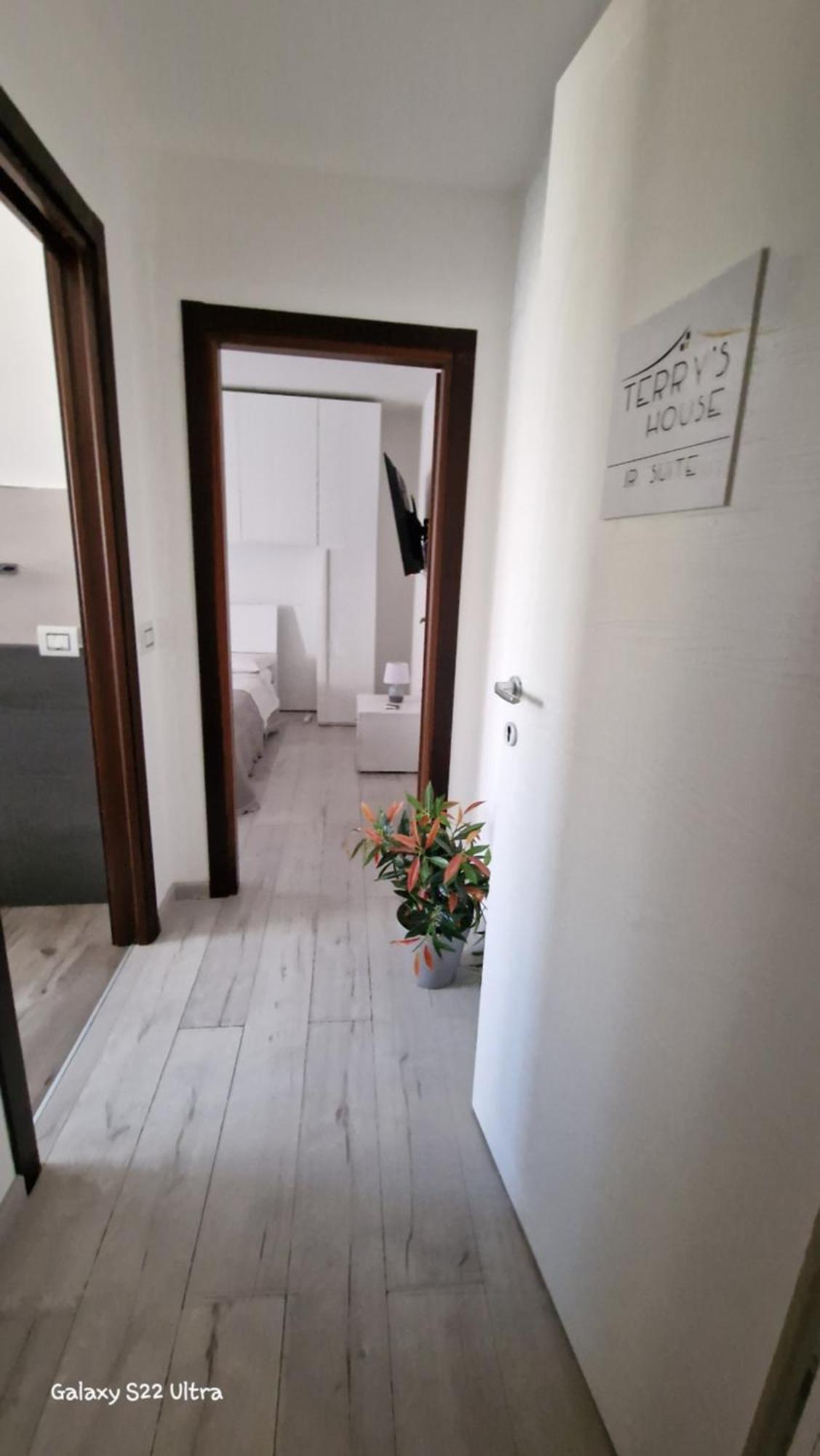 Terry'S House Hotel Nuoro  Ngoại thất bức ảnh